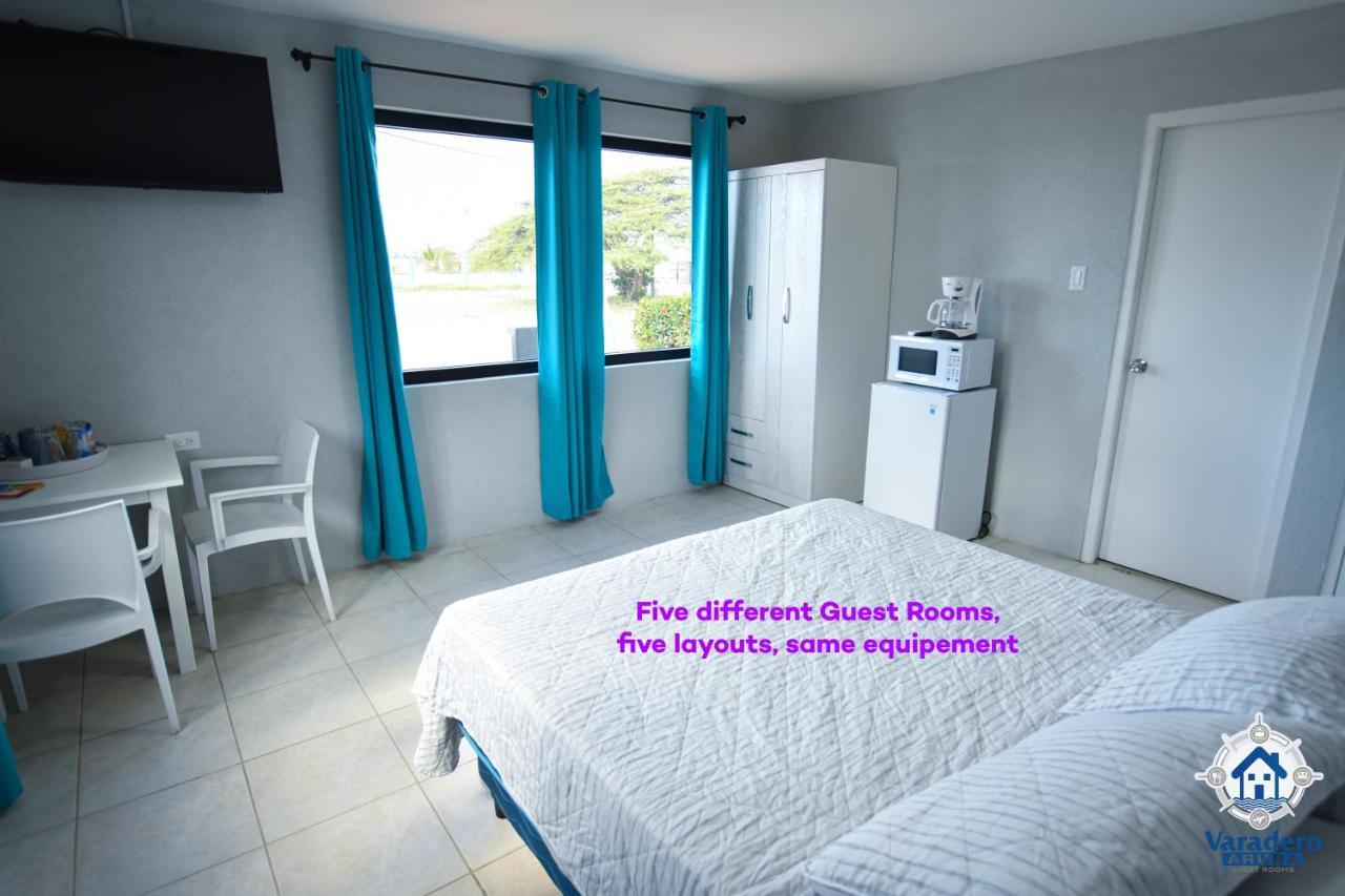 Varadero Marina Airport Guests Rooms Oranjestad Bagian luar foto